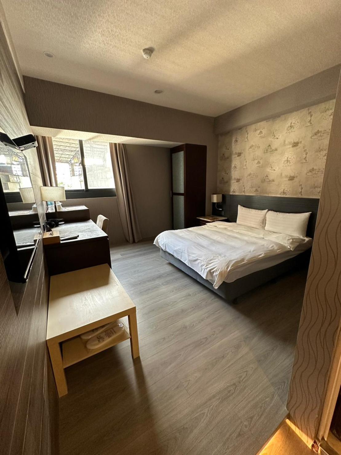 Dlinn Hotel Taichung Exterior photo